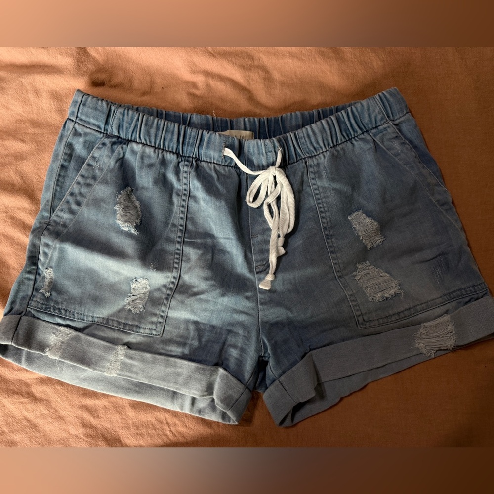 Bella Dahl Shorts Light Blue Distressed Cuff Drawstring Soft Denim